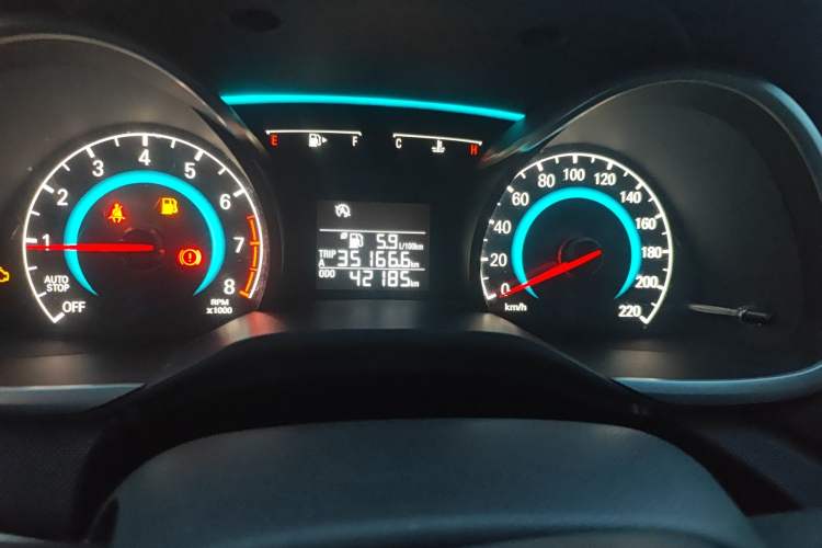 Used Chevrolet Cavalier 2018 320 Manual Enjoyment Edition Odometer Close Up