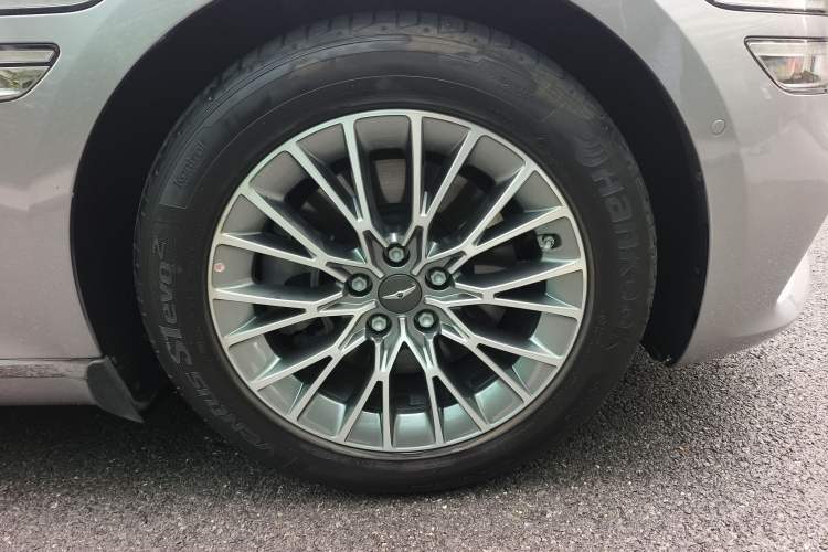 Used Genesis G80 2023 2.5T Rear-Drive Luxury Edition
