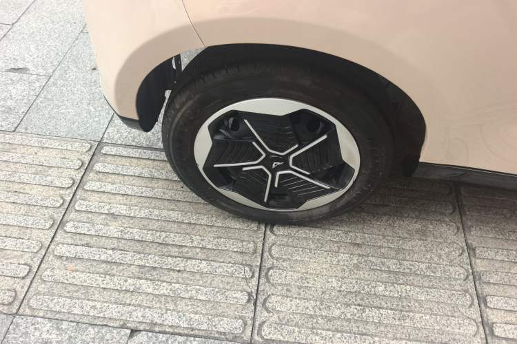 Used Cowin October 2023 201km Wave Rider Edition