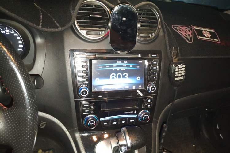 Used Haval H6 2013 Upgraded Model 2.4L Automatic Two-Wheel Drive Prestige Version
