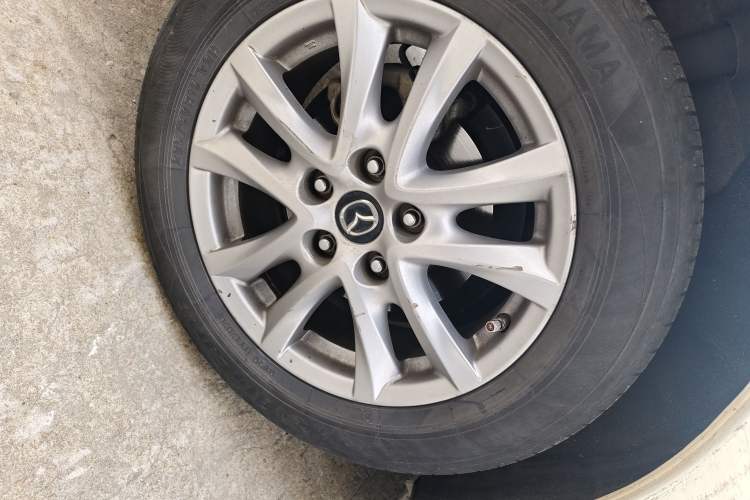 Used Mazda 3 Axela 2016 Sedan 1.5L Automatic Comfort Model