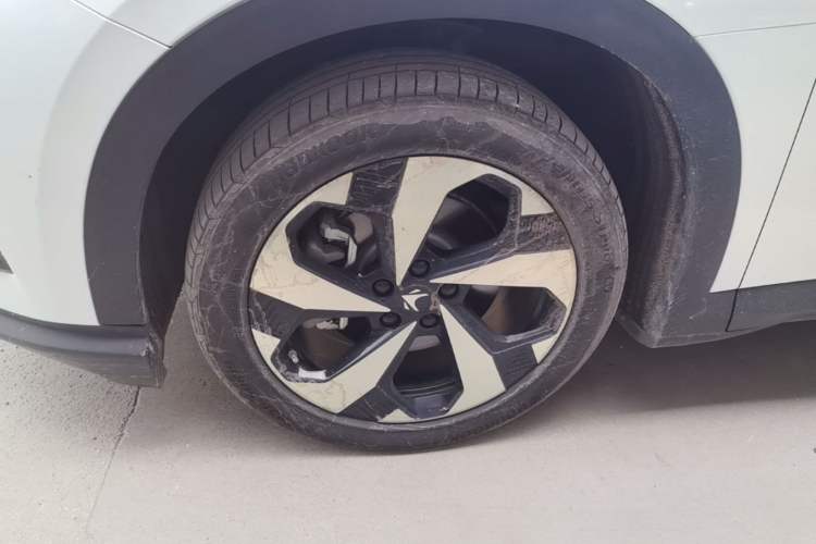 Used ARCFOX Alpha T5 2025 520 PRO
