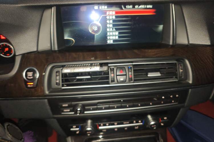 Used BMW 5 Series 2017 528Li Leading Model Audio And AC Panel