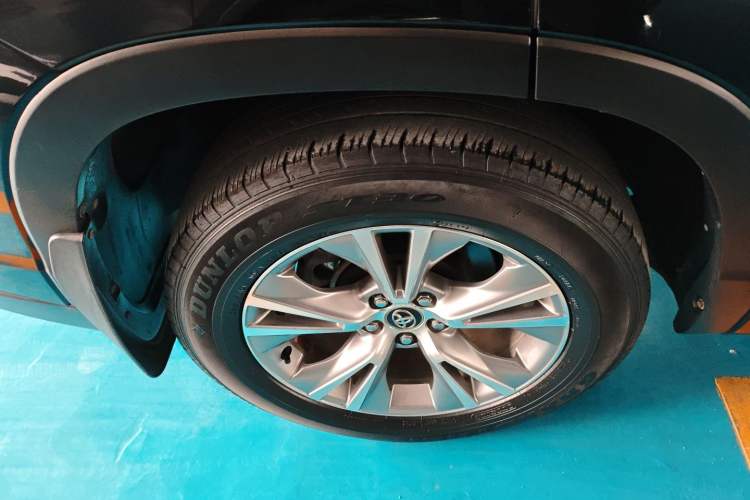 Used Toyota Highlander 2018 2.0T Two-Wheel Drive Elite Edition 7 Seats Emission Standard China V Exterior 5