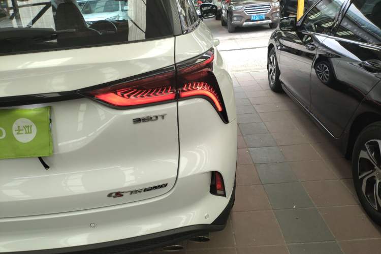 Used CHANGAN CS75 PLUS 2021 2.0T Automatic Pilot Version Right Rear Taillight