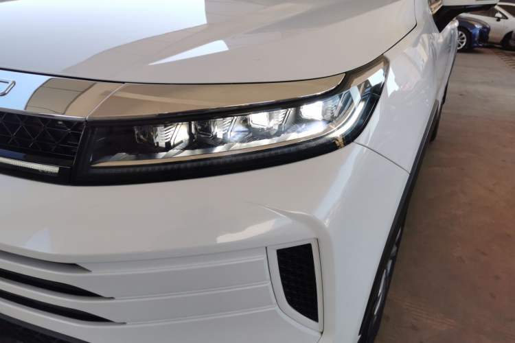 Used EXEED Zhuifeng 2022 Versailles Edition 1.6T DCT Yu Feng Xing Version