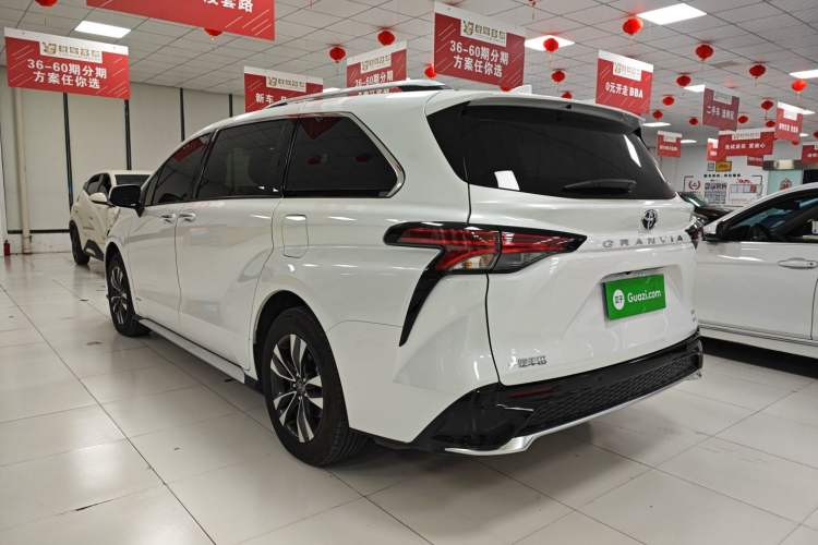 Used Toyota Granvia 2024 2.5L Hybrid Prestige PLUS Four-Wheel Drive Version