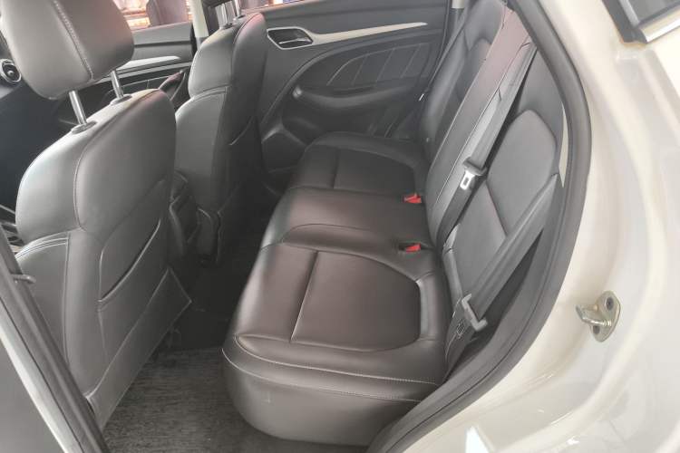 Used MG ZS 2018 1.5L Automatic Luxury Edition China V Standard