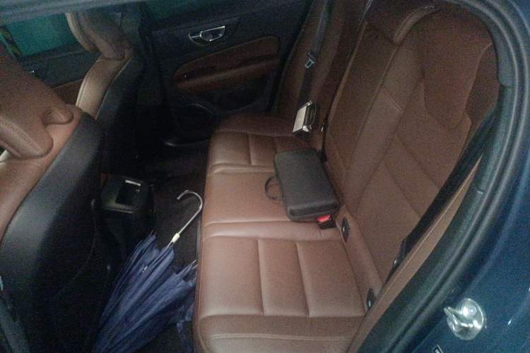 Used Volvo S60 2023 B4 Zhiyuan Luxury Edition Left Rear Seat