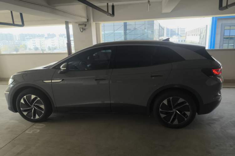 Used Volkswagen ID.4 CROZZ 2021 Long-Range PURE+ Two-Wheel Drive Version
