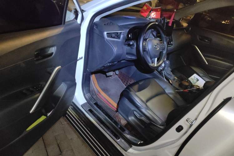 Used Toyota FRONTLANDER 2024 2.0L Smart Electric Hybrid Dual-Engine Leading Edition
