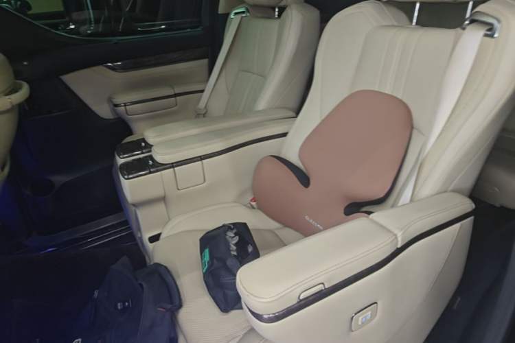 Used Toyota Alphard 2021 Dual-Engine 2.5L Prestige Edition