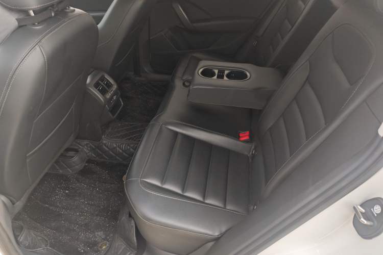 Used Volkswagen Tharu 2021 280TSI Two-Wheel-Drive Luxury Plus Edition Left Rear Seat