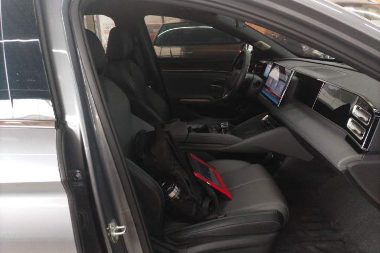 Used BYD Qin L 2024 DM-i 80KM Beyond Model Right Front Seat