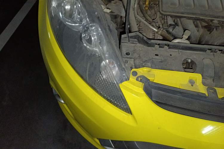 Used Ford Fiesta 2012 Hatchback 1.5L Automatic Dynamic Limited Edition Right Front Headlight