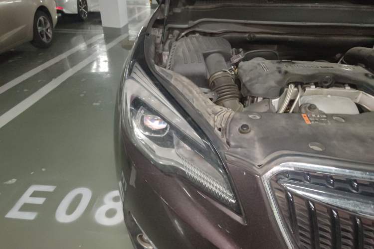 Used Buick Envision 2018 28T Four-Wheel Drive Elite Version Right Front Headlight