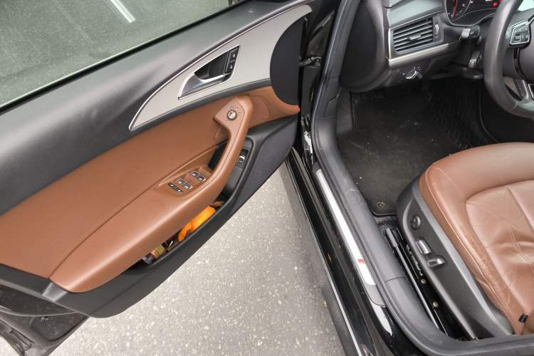 Used Audi A6L 2018 30th Anniversary Edition 35 TFSI Sport Edition Driver Seat