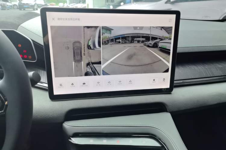 Used Zeekr 001 2021 Ultra-Long Range Dual-Motor YOU Version Audio And AC Panel