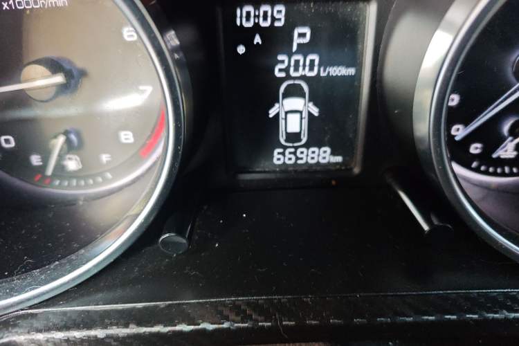 Used Zotye T300 2017 1.5T CVT Luxury Model Odometer Close Up