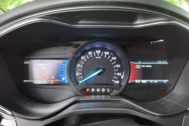 Used Ford Mondeo New Energy 2018 2.0 PHEV Smart-Controlled Fashion Edition China VI Standard