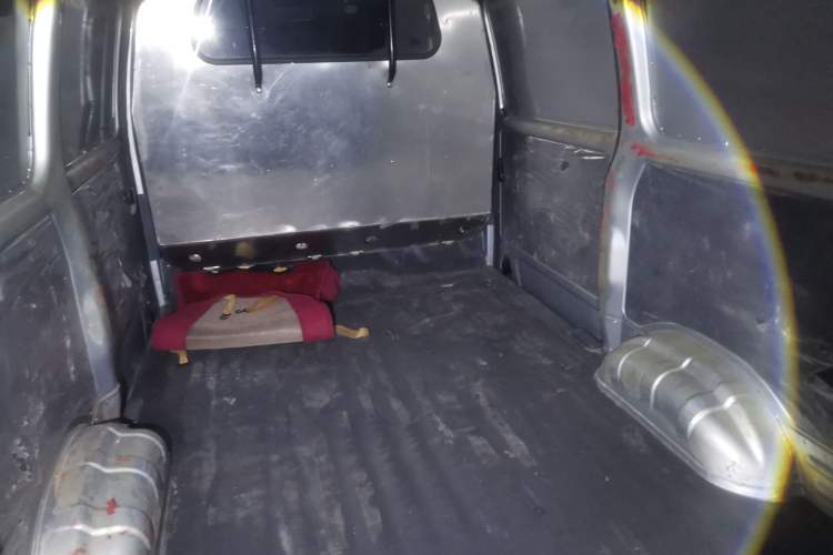 Used Wuling Zhiguang 2020 1.2L Van Utility Model China VI Emission Standard 2 Seats LSI