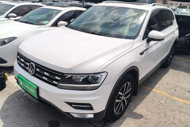 Used Volkswagen Tiguan L 2017 330TSI Automatic Two-Wheel Drive Luxury Edition