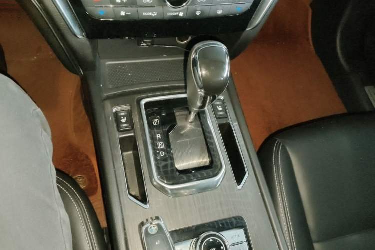 Used Venucia T90 2017 2.0L CVT Leading Edition