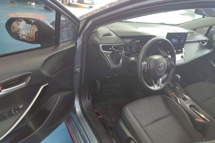 Used Toyota Corolla 2023 1.8L Smart Electric Hybrid Dual-Motor Elite Edition Driver Seat