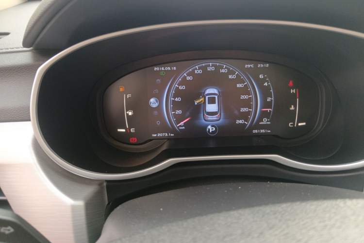 Used Geely Auto Emgrand X7 Sport 2018 1.8TD Automatic Two-Wheel Drive Smart Connect 4G Internet Edition Instrument Cluster
