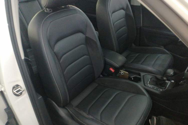 Used Volkswagen Tiguan L 2017 330TSI Automatic Two-Wheel Drive Luxury Edition
