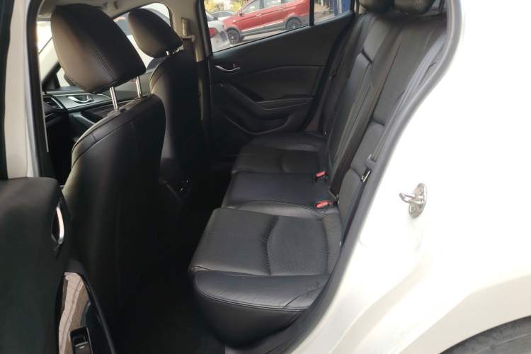 Used Mazda Mazda 3 Axela 2017 Sedan 2.0L Automatic Prestige Model China V Standard