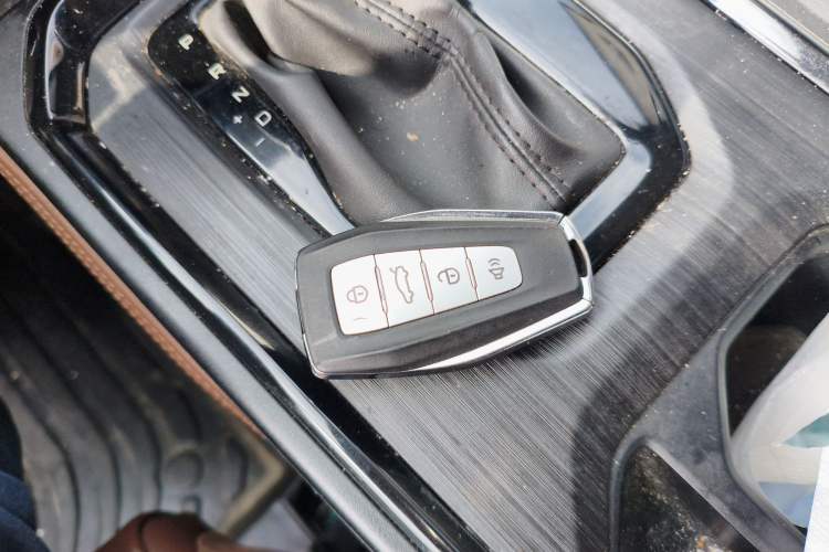 Used Geely Auto Vision X6 2021 PRO 1.4T Automatic Prestige Model