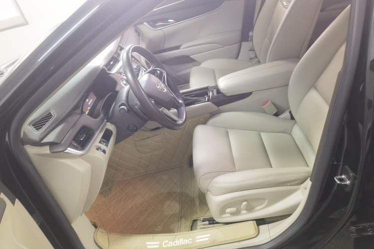 Used Cadillac XTS 2015 28T Comfort Model Left Front Seat