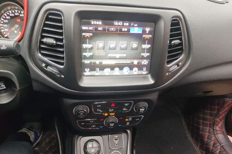 Used Jeep Compass 2017 200TS Automatic High-Performance All-Wheel Drive Edition