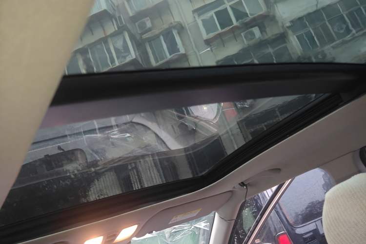 Used Hyundai ix25 2015 1.6L Automatic Two-Wheel Drive Smart GLS Trim Headliner