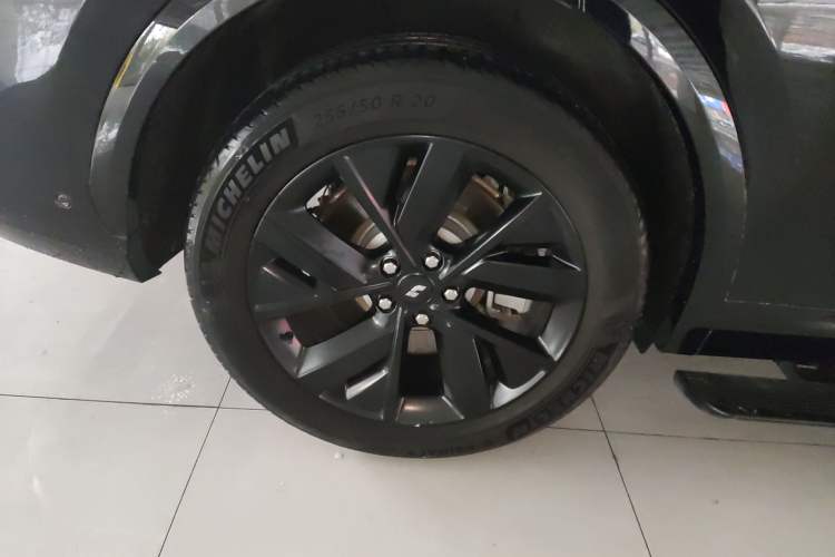 Used Li Auto L7 2023 Air model Right Rear Wheel Hub