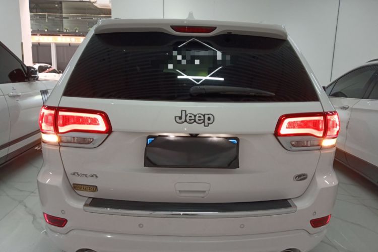 Used Jeep Grand Cherokee (Import) 2015 3.6L Luxury Navigation Edition
