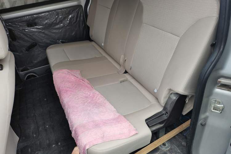 Used Wuling Hongguang V 2022 1.5L Jingqu Edition Electric-Assist LAR
