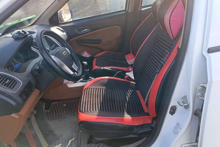 Used Geely Auto Diamond 2016 1.5L Manual Entry-Level Trim