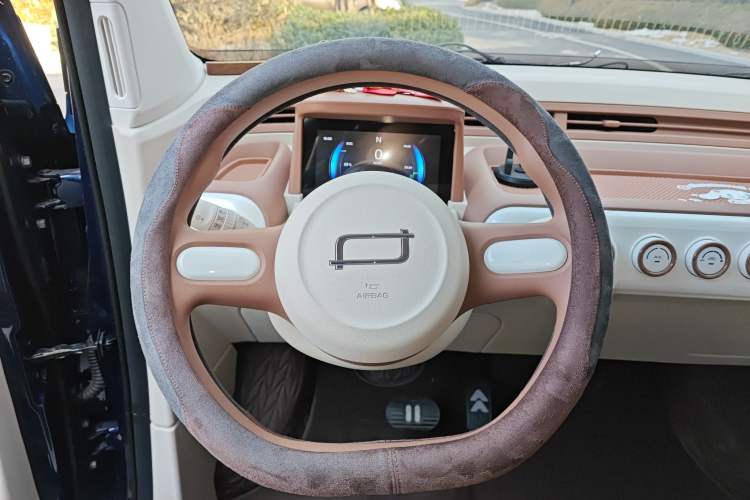 Used Bestune Pony 2026 222km Colorful Horse Steering Wheel