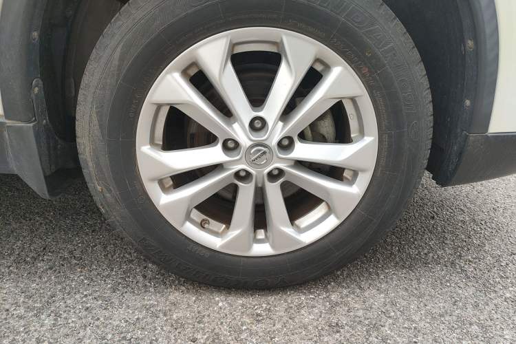 Used Nissan X-Trail 2014 2.5L CVT Luxury Edition 4WD