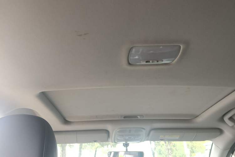 Used Haval M6 2021 PLUS 1.5T DCT Luxury Smart Connectivity Model Headliner