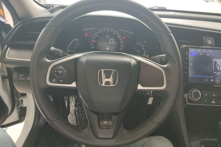 Used Honda Civic 2016 180TURBO CVT Comfort Version