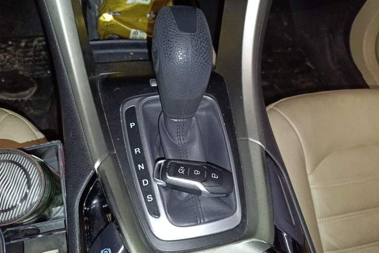 Used Ford Mondeo 2013 2.0L GTDi 200 Luxury Model