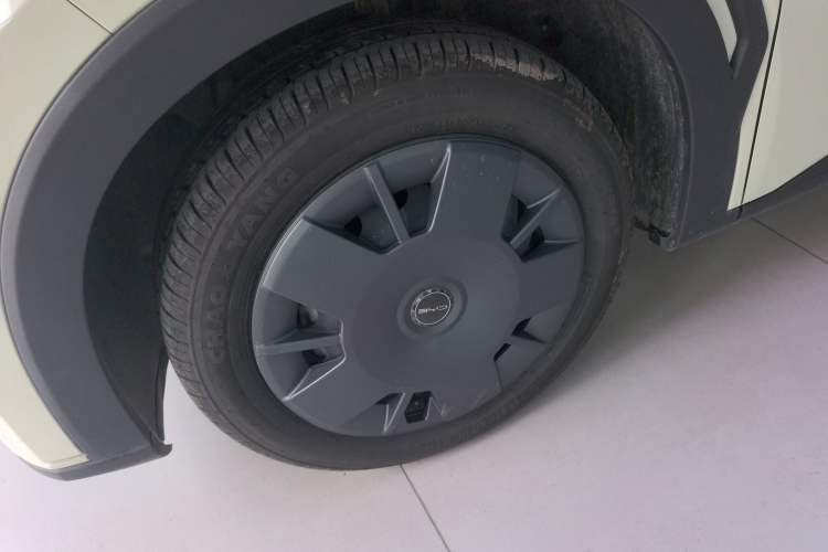 Used BYD Seagull 2024 Honor Edition 305km Dynamic Version Left Front Wheel Hub