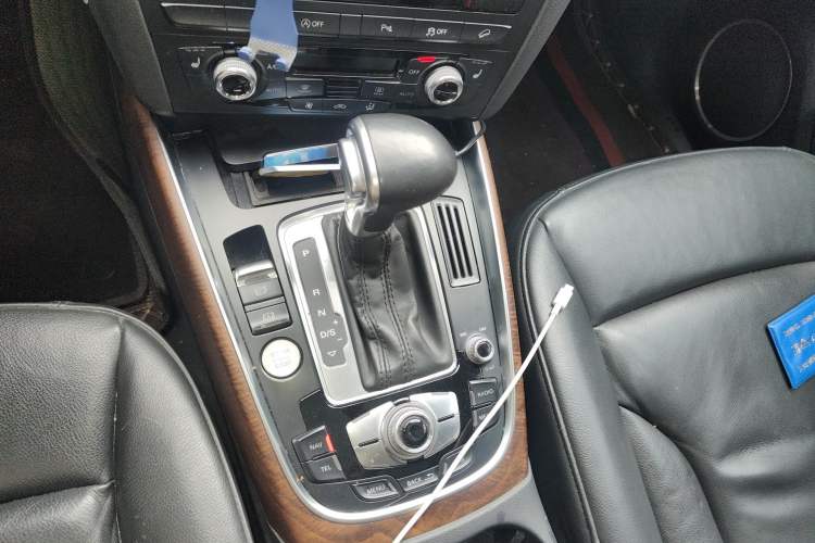 Used Audi Q5 2015 40 TFSI Comfort Model