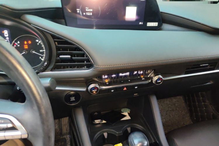 Used Mazda 3 Axela 2020 2.0L Automatic Zhiya Edition
