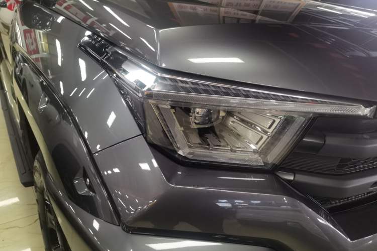 Used Tank 400 New Energy 2024 Hi4-T Off-Road Edition Right Front Headlight