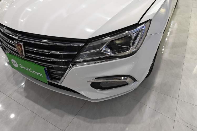 Used Roewe i5 2020 1.5L Automatic 4G Connect Luxury Flagship Edition
