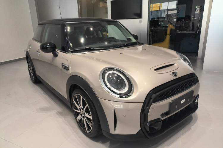 Used MINI MINI 2022 2.0T COOPER S Classic Edition